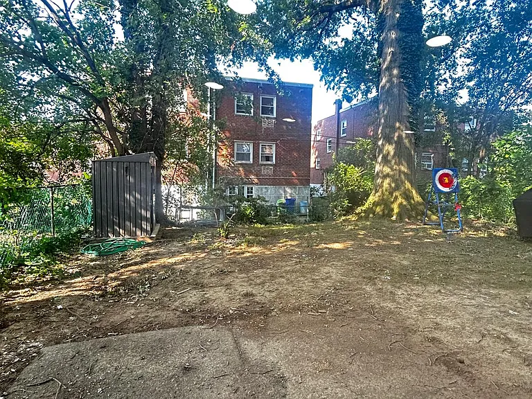 232 Tomlinson Rd #BASEMENT — Photo 13