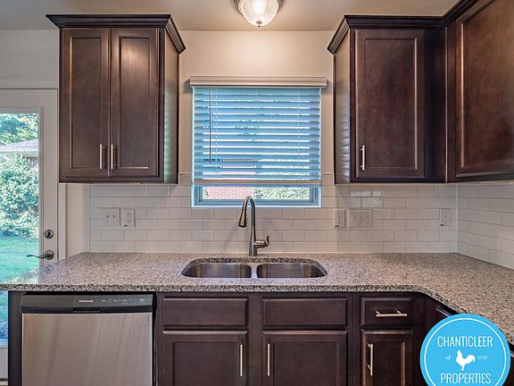 3rd image of 3332 Ivey Wood Ln #1