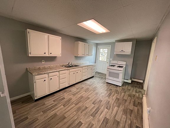 3rd image of 35 S Main St #2R