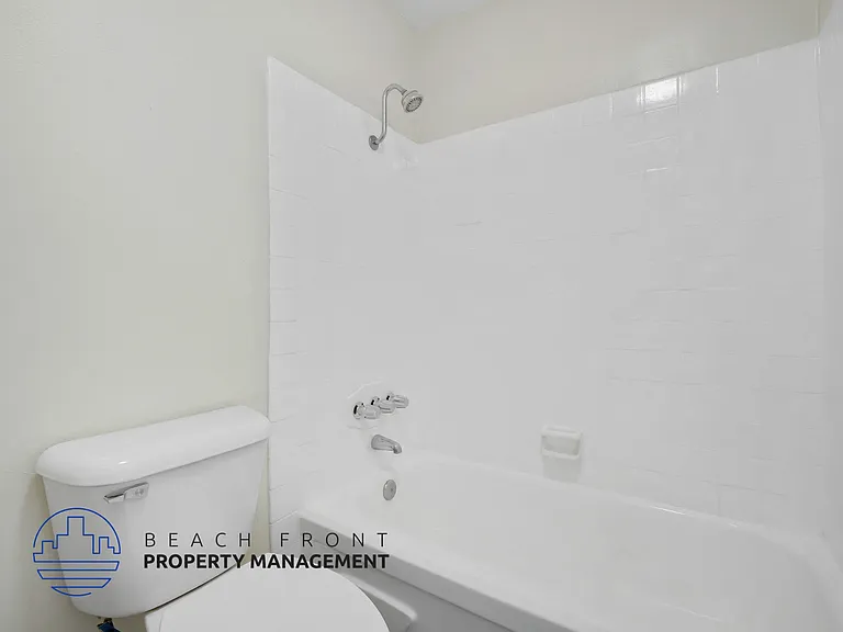 12417 Benedict Ave. — Photo 31