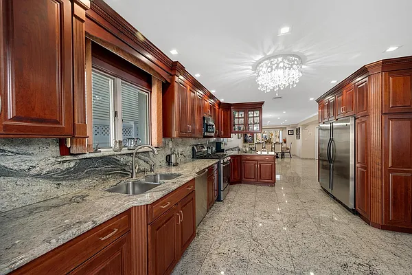 Sold by Douglas Elliman | media 5