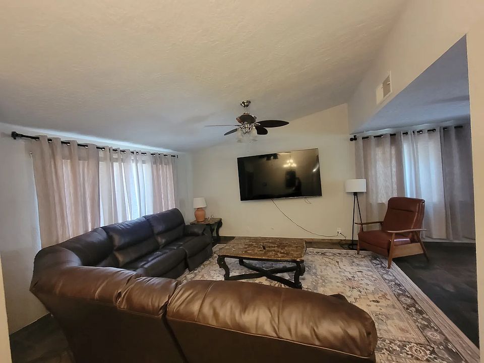 1st image of 10412 Trevino Loop NW