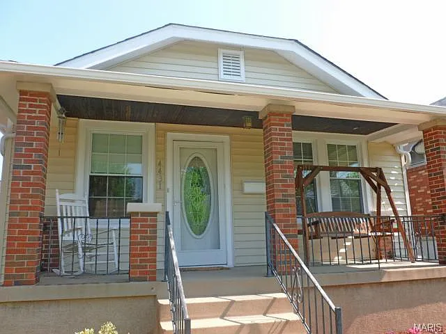4431 Miami St photo 1