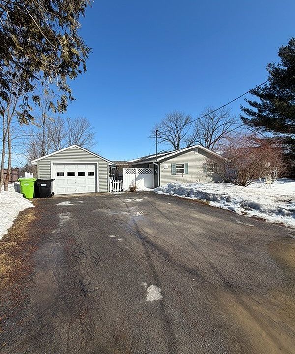 1st image of 6381 Wendover Rd