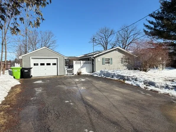 6381 Wendover Rd, Bouckville, NY 13310