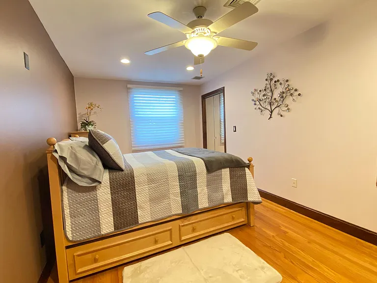247 Montclair Ave — Photo 17
