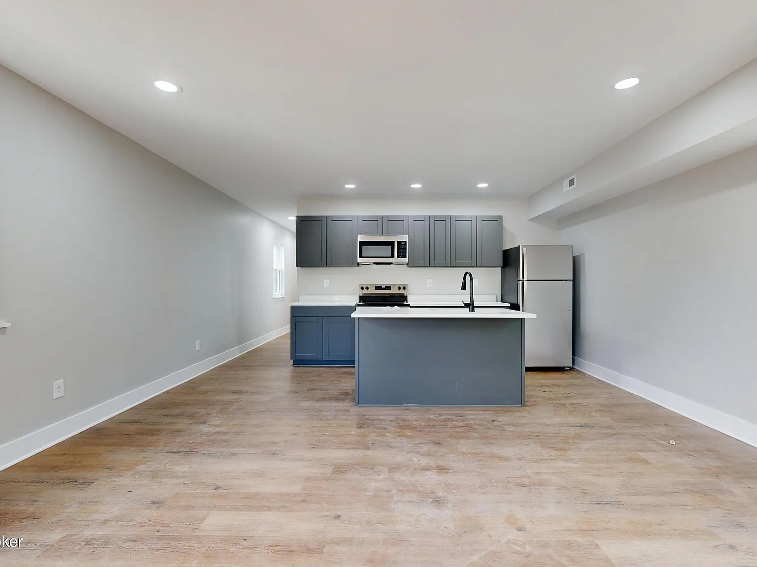 1 bed, 1.0 bath, 1000 sqft, $1,495 — Photo 3
