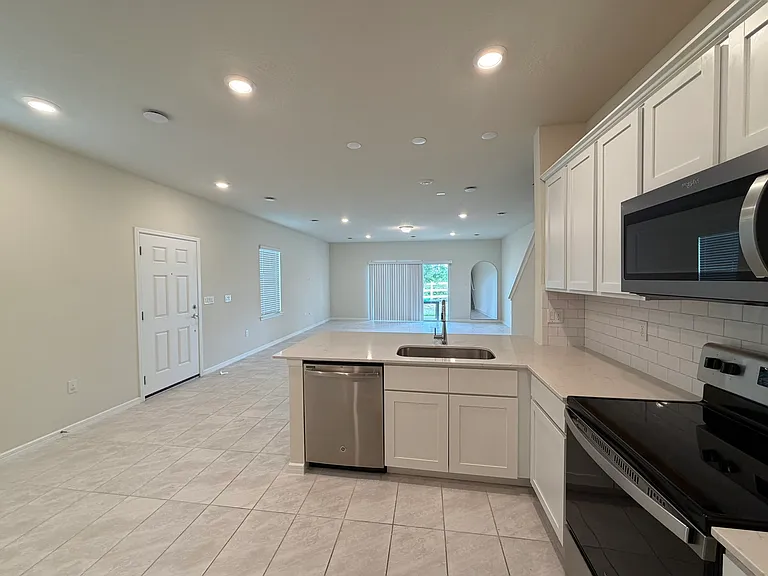 2803 Stunning Ave — Photo 10