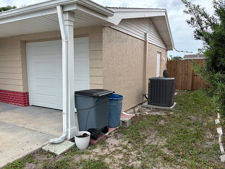 4216 Newbury Dr — Photo 18