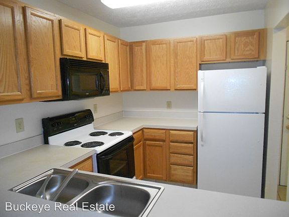 5th image of 130 W Maynard Ave APT 2C