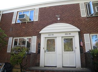 221-43 Manor Rd #1613, Queens Village, NY 11427