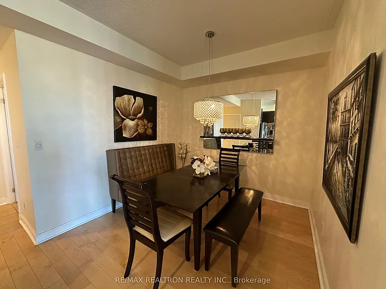 18 Yorkville Ave #1601 — Photo 10