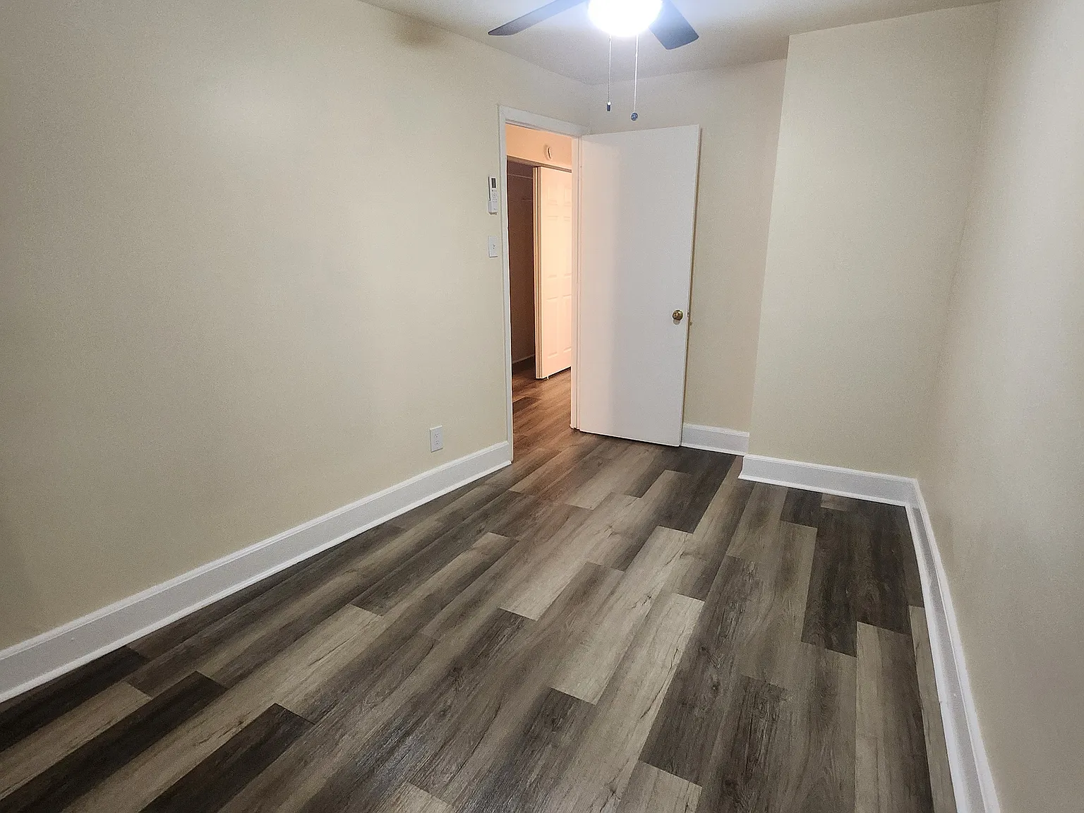 1 bed, 650 sqft, $990 — Photo 4