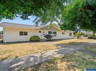 1585 S 5th St, Lebanon, OR 97355
