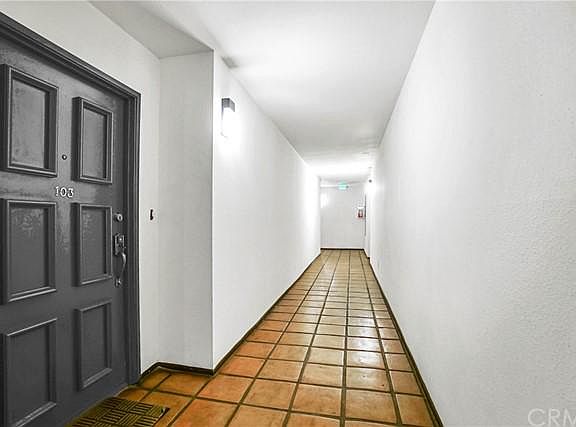 4th image of 601 E California Blvd APT 103