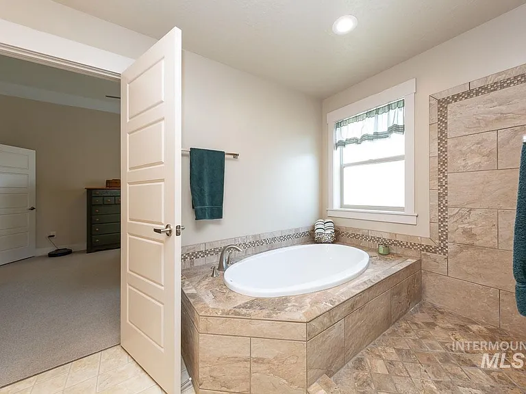 2119 W Pine Creek Dr — Photo 9