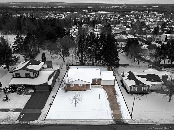 3rd image of 81 Glengrove Rd