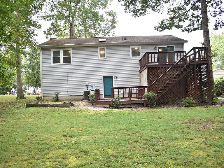 5405 Lee White Ln — Photo 34