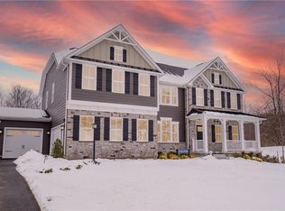 101 Ridgetop Dr, Mars, PA 16046