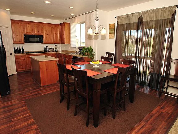 Dining Room/Kitchen