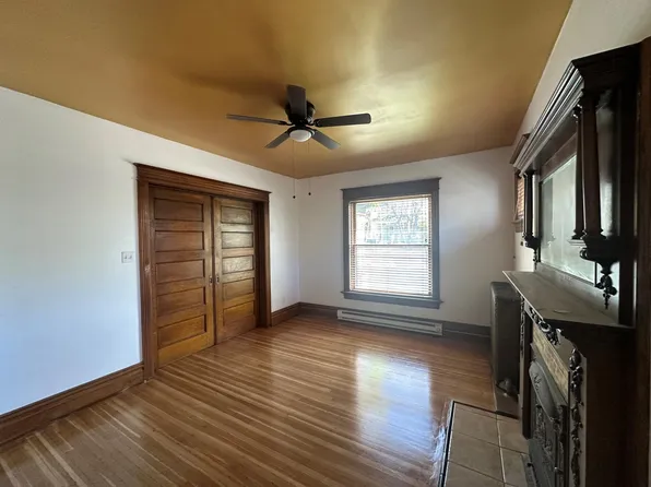 1067 N Marion St APT 2, Denver, CO 80218