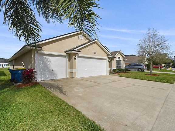 2nd image of 12489 Tropic Dr E