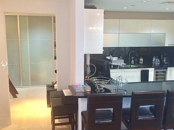 5th image of 17121 Collins Ave APT 2706
