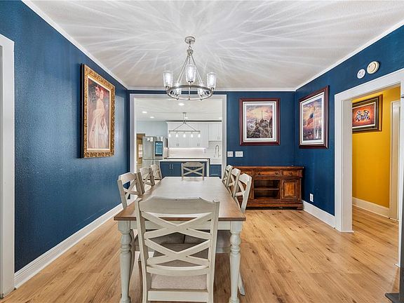 4th image of 219 E Beacon Rd