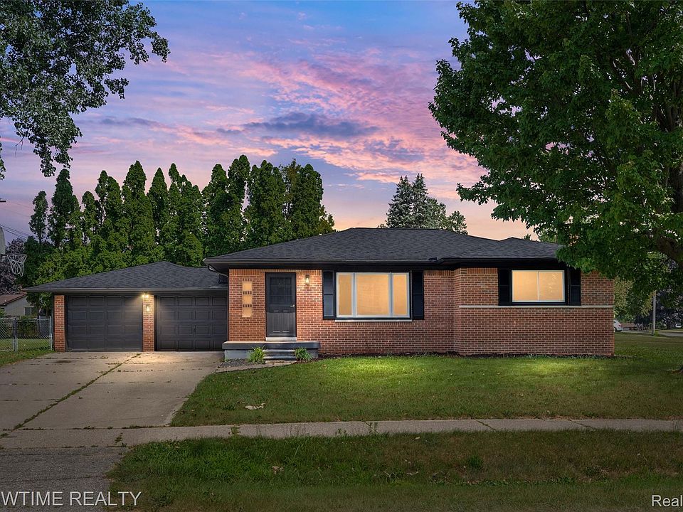 1st image of 3708 Baybrook Dr