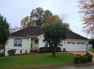 2224 Chimney Hills Dr, Soddy Daisy, TN 37379