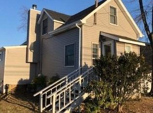 2685 Ocean Ave, Seaford, NY 11783