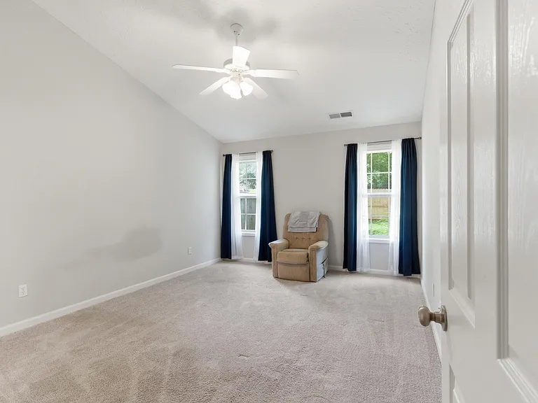 752 Rosslyns Dl — Photo 27