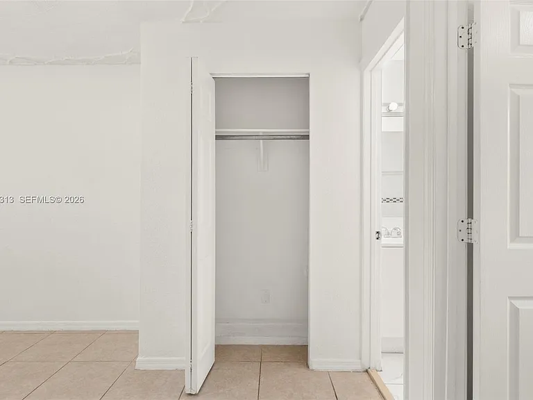 4120 SW 19th St #1 — Photo 12