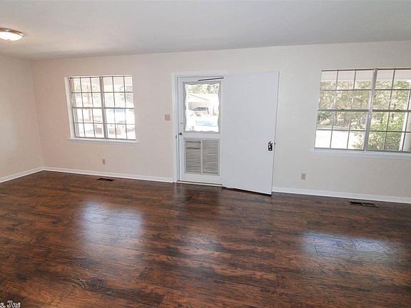 5th image of 619 N Briarwood Dr