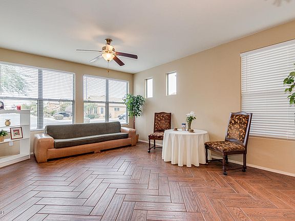 3rd image of 30485 N Gunderson Dr