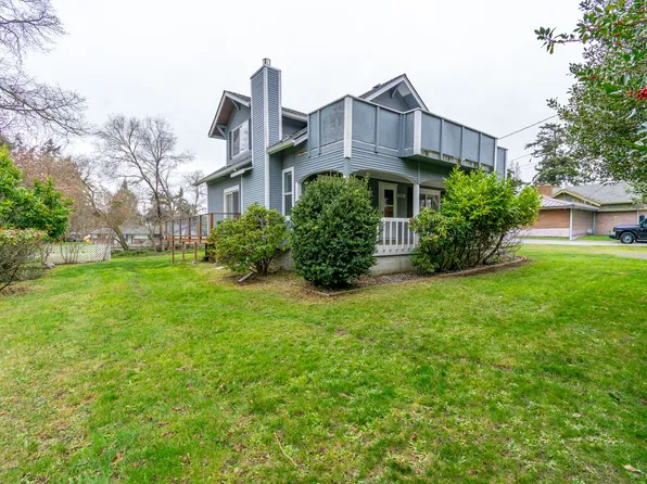 741 SE Ely St, Oak Harbor, WA 98277