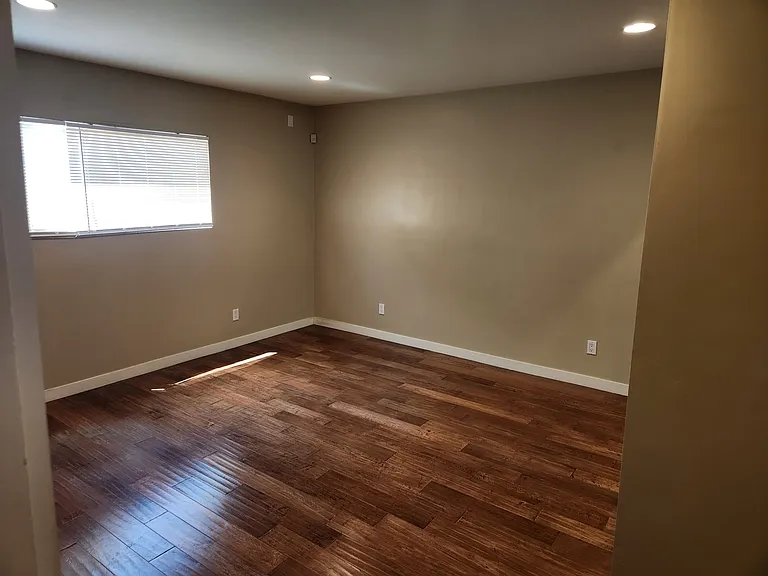 4847 Rosewood Ave #2 — Photo 11