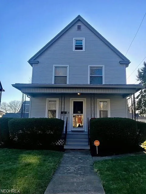 1534 Beardsley St photo 1