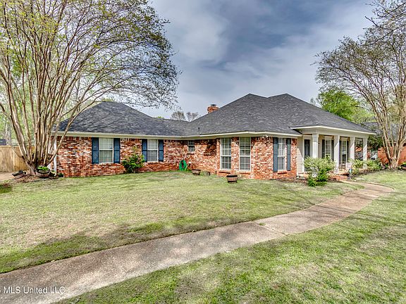 2nd image of 326 Sagewood Dr