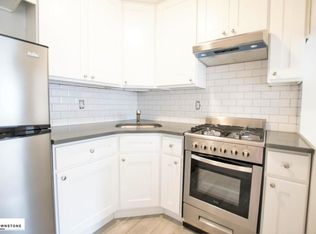 145 Union St APT 4F, Brooklyn, NY 11231