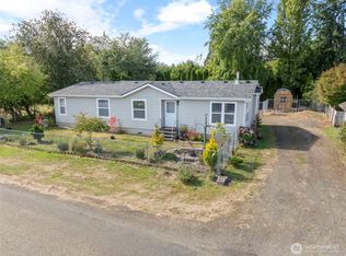948 Cole Ave, Raymond, WA 98577