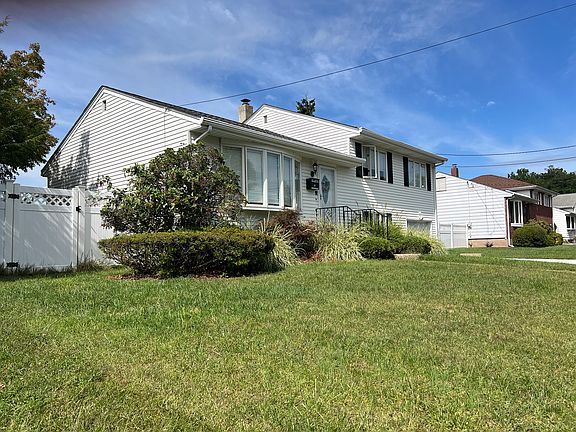 2nd image of 58 Harding Ave