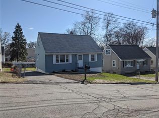 79 Moffitt St, Bridgeport, CT 06606