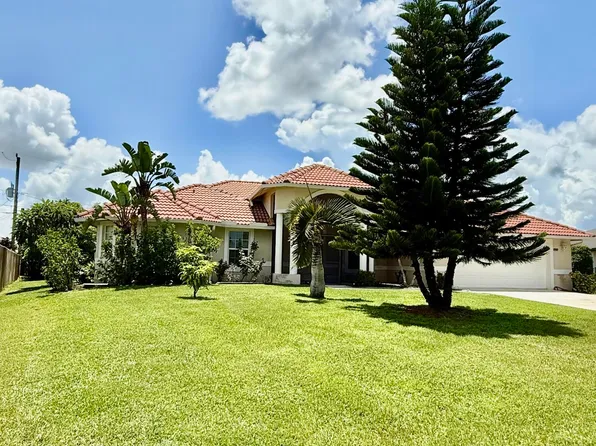 2810 SE Tate Avenue, Port St Lucie, FL 34984