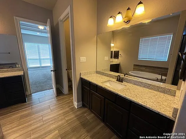 26946 Millstone Cv — Photo 15