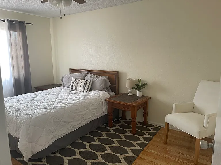 615 Virginia Ct — Photo 13
