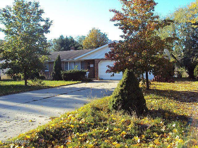 1st image of 5050 E Bluffview Dr