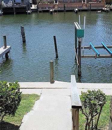 3rd image of 15421 Seamount Cay Ct APT 102