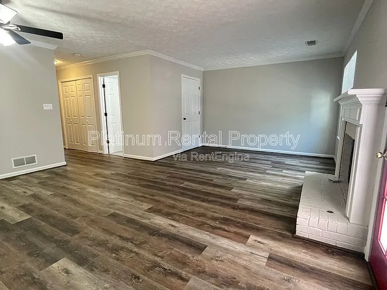 1125 Jamestowne Trl — Photo 33