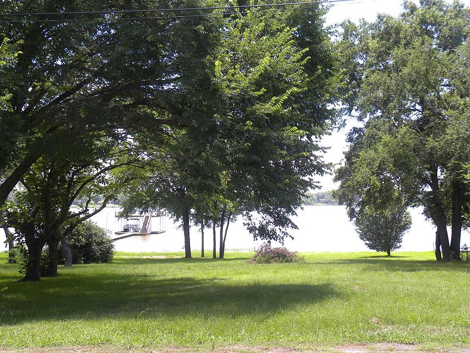 1st image of 226 Overlook Trl